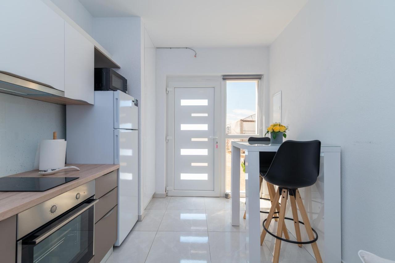 Apartment Leo Trogir Ngoại thất bức ảnh