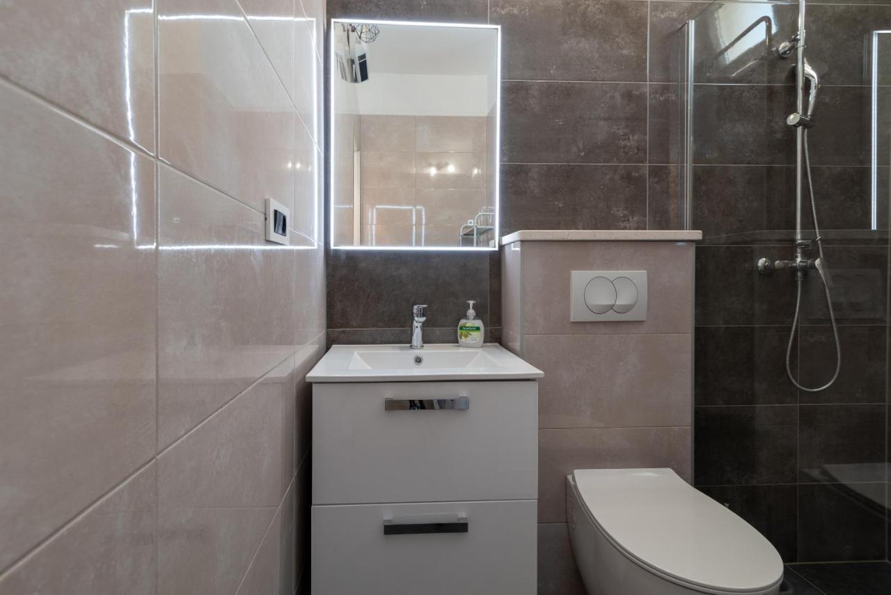 Apartment Leo Trogir Ngoại thất bức ảnh